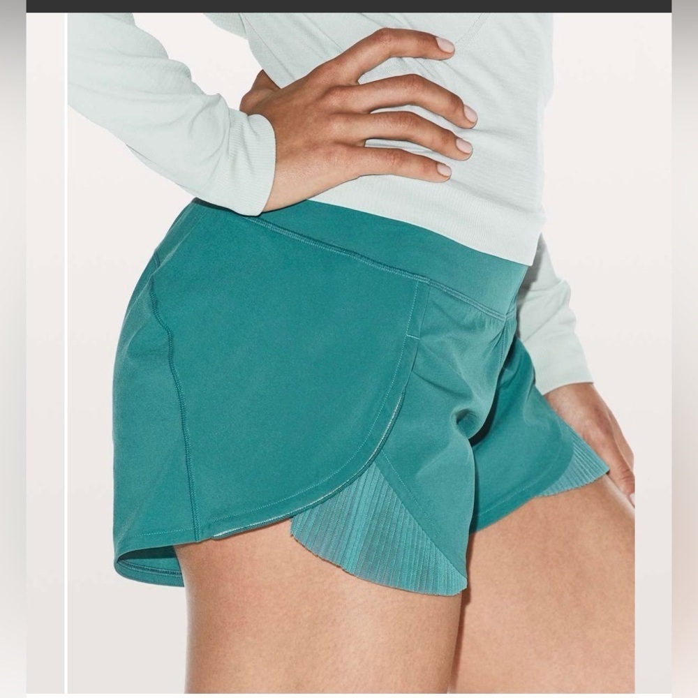 Lululemon Play Off The Pleats Short 3"
Sea Green - Picture 2 of 7